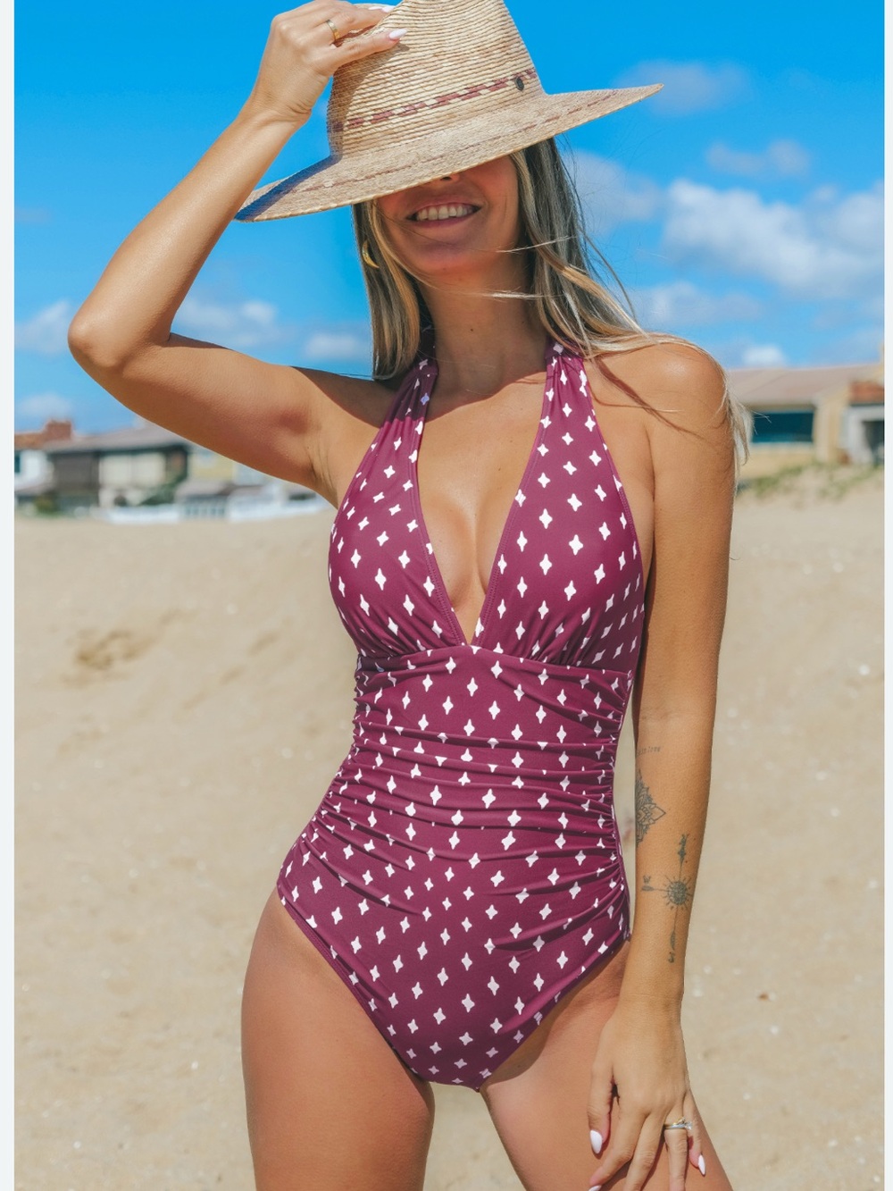 CUPSHE NWT Medium Berry Geometric Print Halter One-Piece Swimsuit Tummy Control